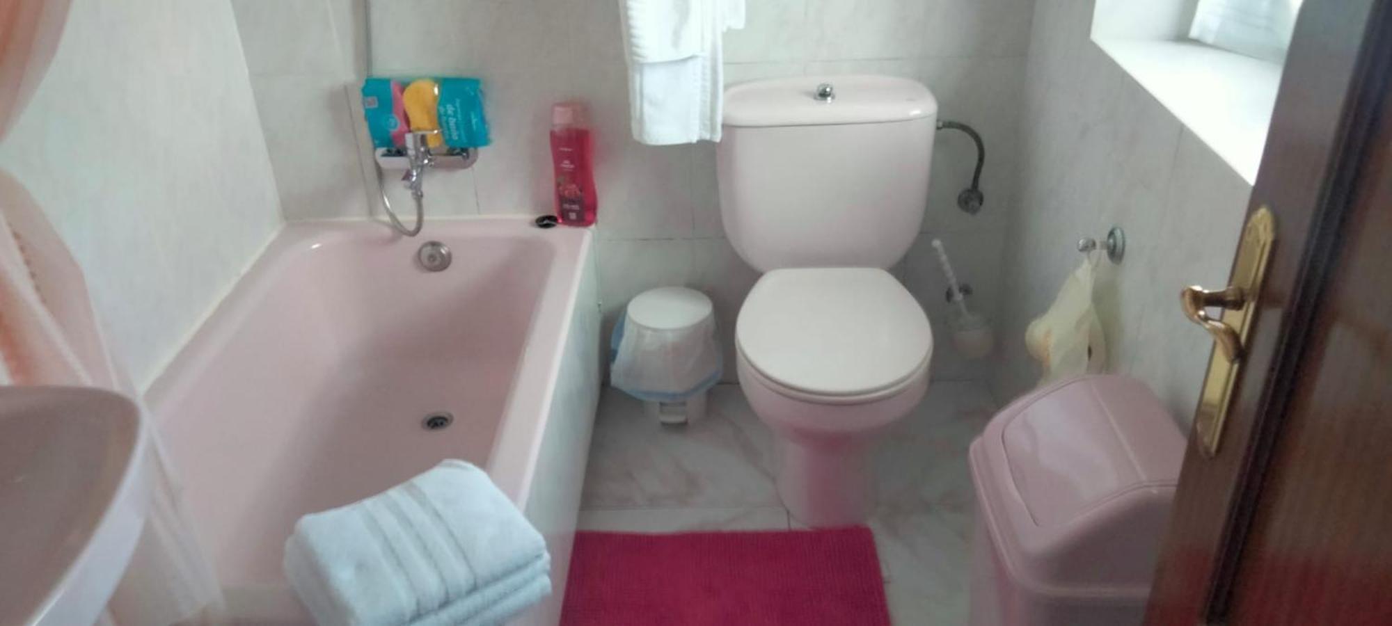 Apartamentos Turisticos El Ponton Arnuero Kültér fotó